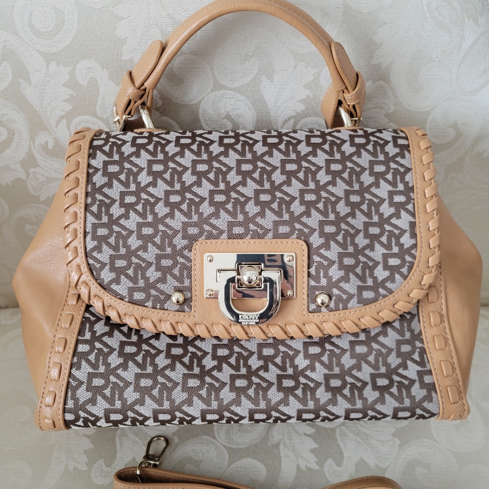 DKNY Satchel/shoulder bag